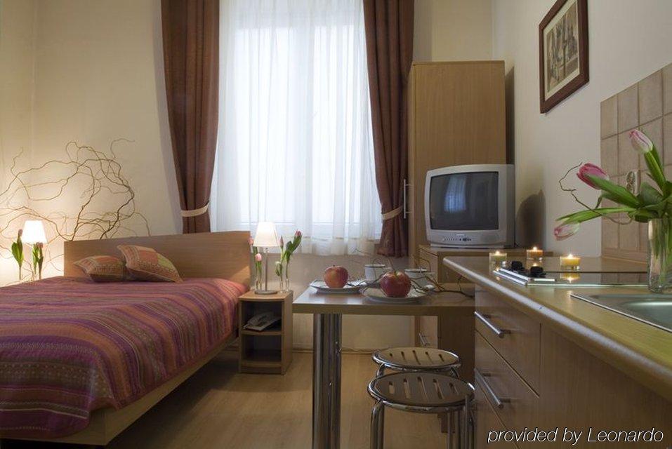 Apartahotel Mały 2*